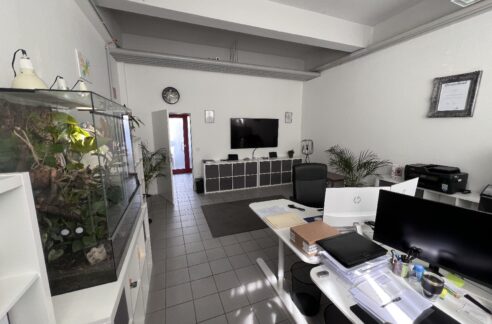 Büro 1