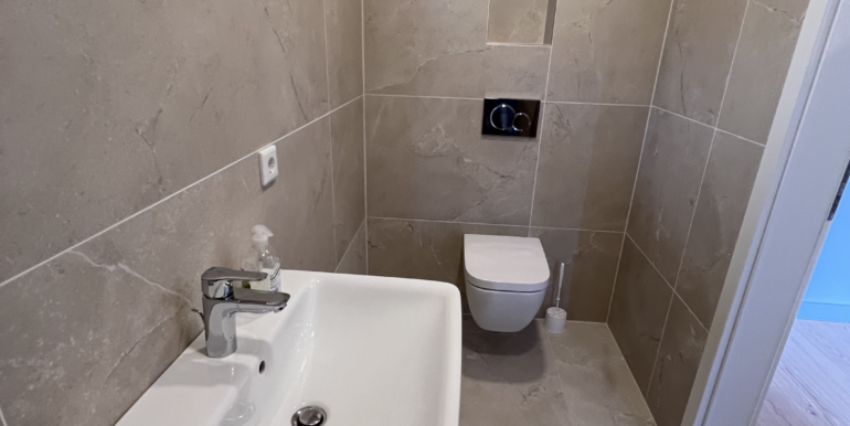 G-WC 1-2
